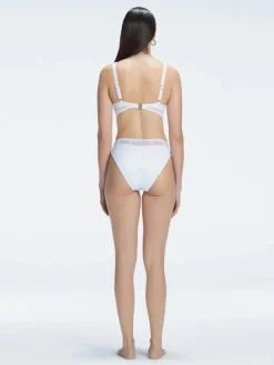 Lorelai White Scoop Neck Bikini Top